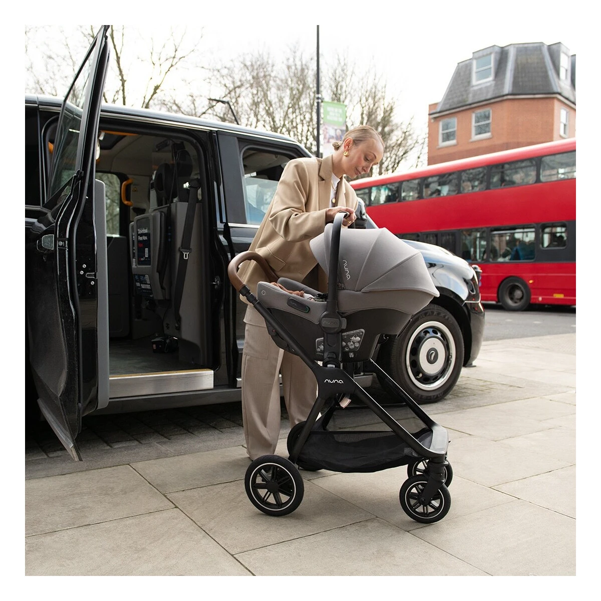 Nuna Pipa™ Urbn R129 Babyschale Mit Integriertem Isofix 2 Nuna Pipa™ Urbn R129 Babyschale Mit Integriertem Isofix – Bild 2