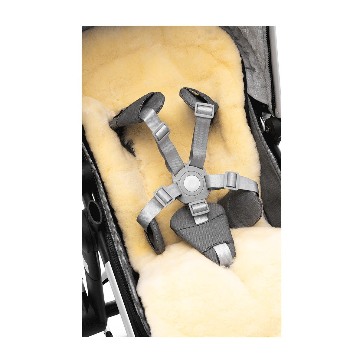 Werner Christ Lammfell - Kinderwageneinlage Star 2 Werner Christ Lammfell - Kinderwageneinlage Star – Bild 2